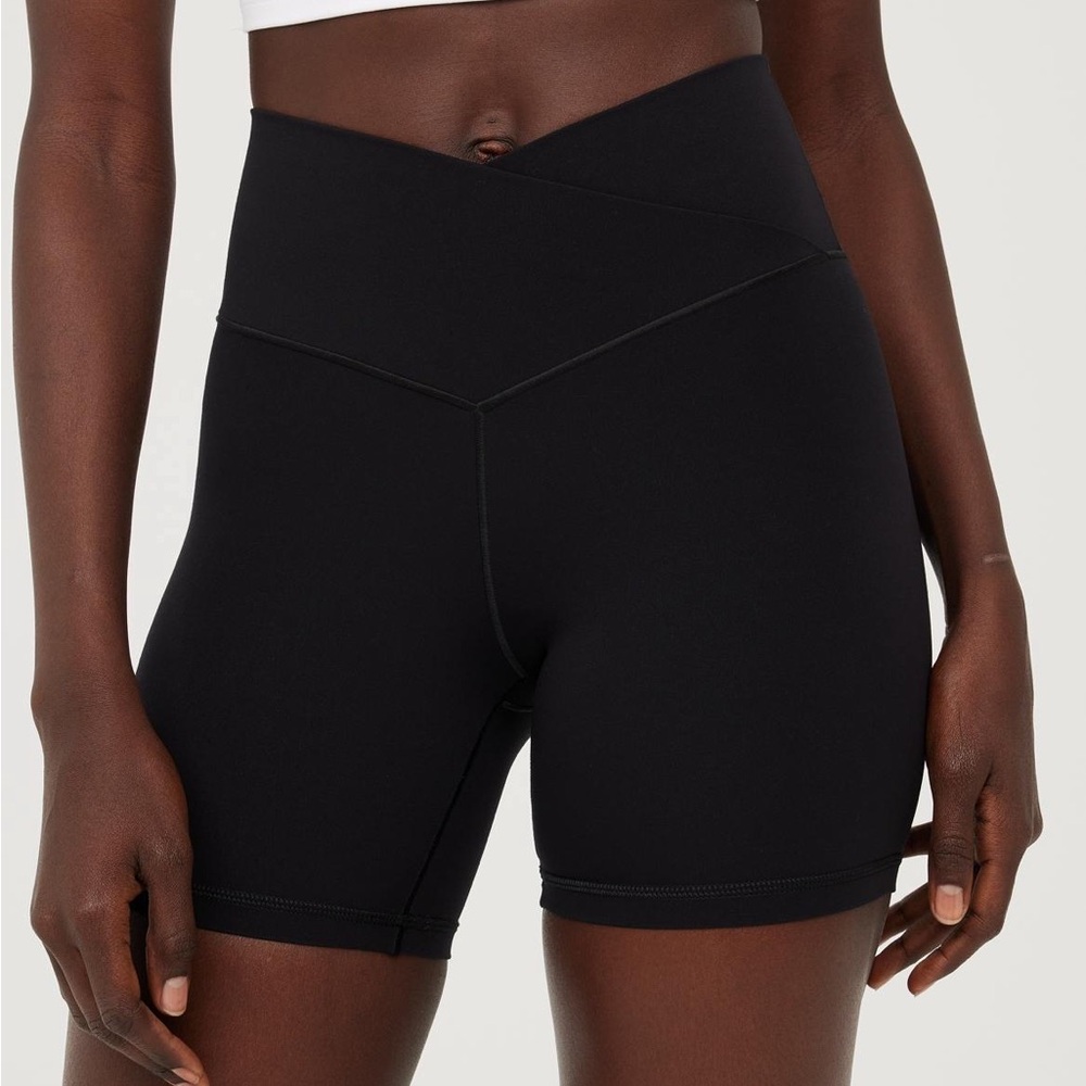 Offline by Aerie Real Me Crossover Bike Shorts 5”